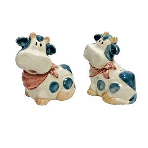 VTG Cooks Tools Kitschy Cow Salt Pepper Shakers 3" Porcelain Kawaii Farmhouse